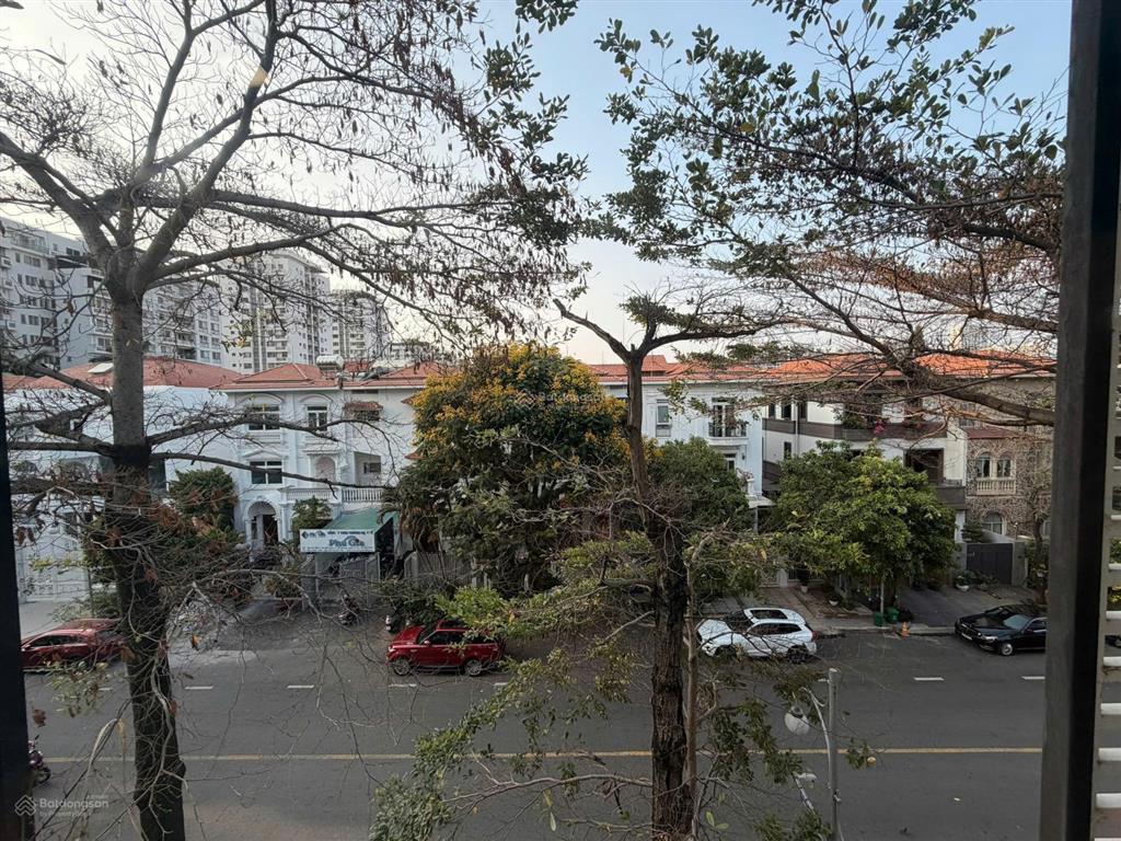 Cho thuê nhà phố nam quang  nhà mới 100%  giá siêu tốt chỉ 80 triệu