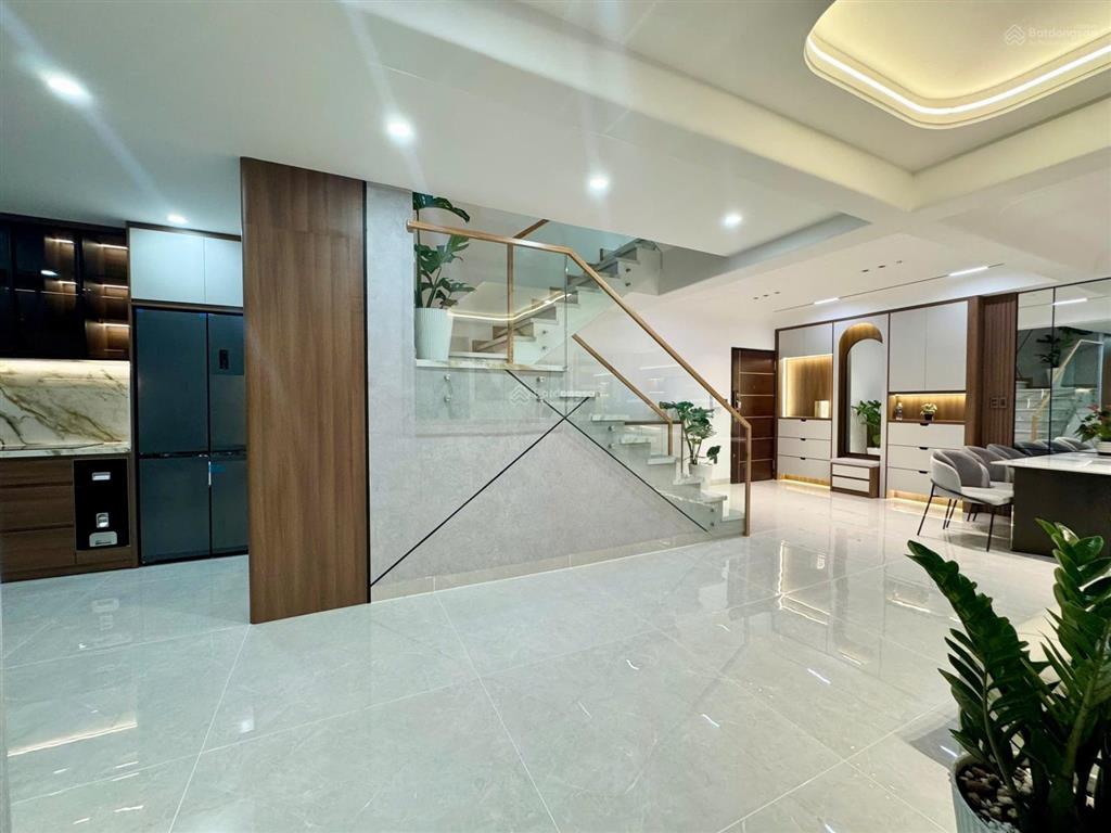 Sở hữu ngay siêu phẩm penthouse 5pn chỉ 100tr/tháng ngay tại phú mỹ hưng
