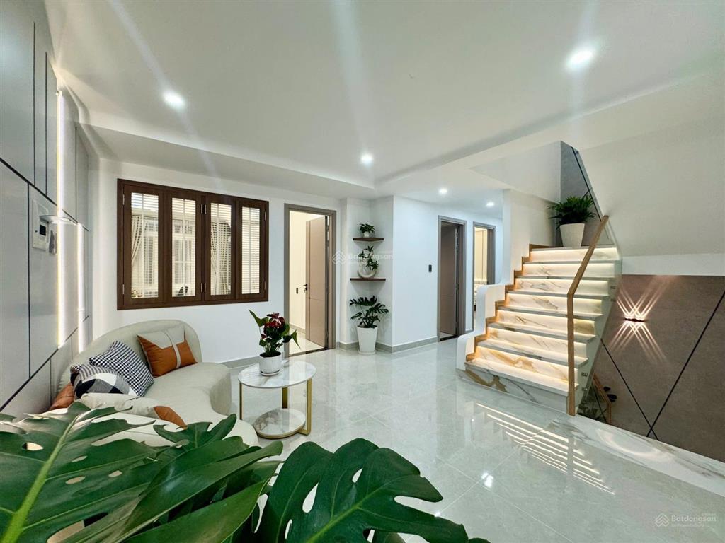 Sở hữu ngay siêu phẩm penthouse 5pn chỉ 100tr/tháng ngay tại phú mỹ hưng