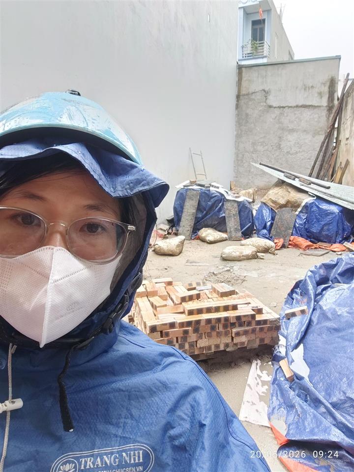 Lô đất vuông đét ,hiếm ,ô tô lùi tận đất ,cách oto tránh 5m đức giang ,long biên