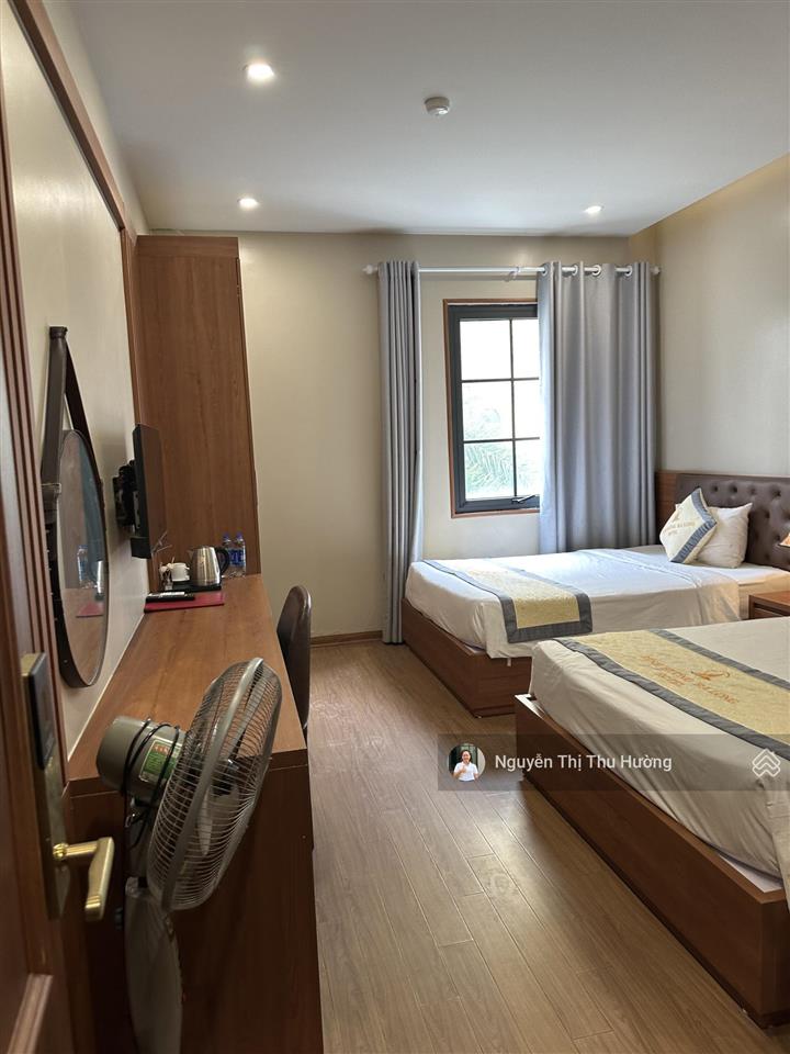 Rẻ khách sạn 16 phòng mặt đường hạ long full nội thất sẵn sổ đỏ cách biển 300m kinh doanh luôn hè
