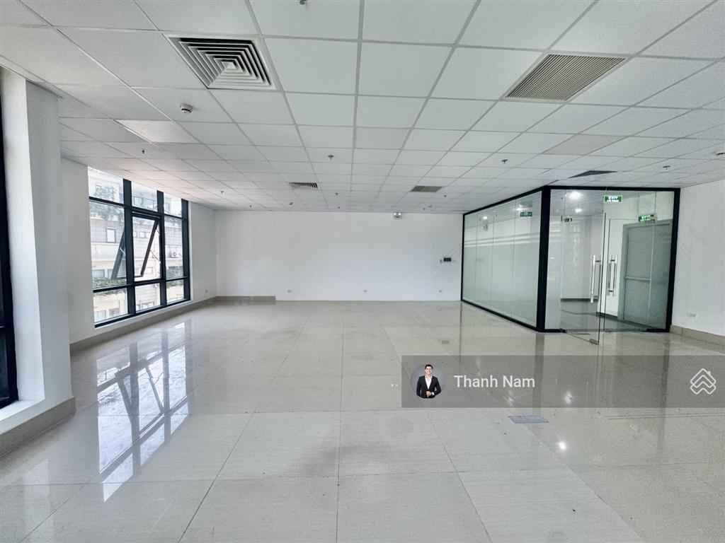 Cđt cho thuê văn phòng tòa nam đô complex 609 trương định, hoàng mai dt 950m² có cắt, giá 195.000đ