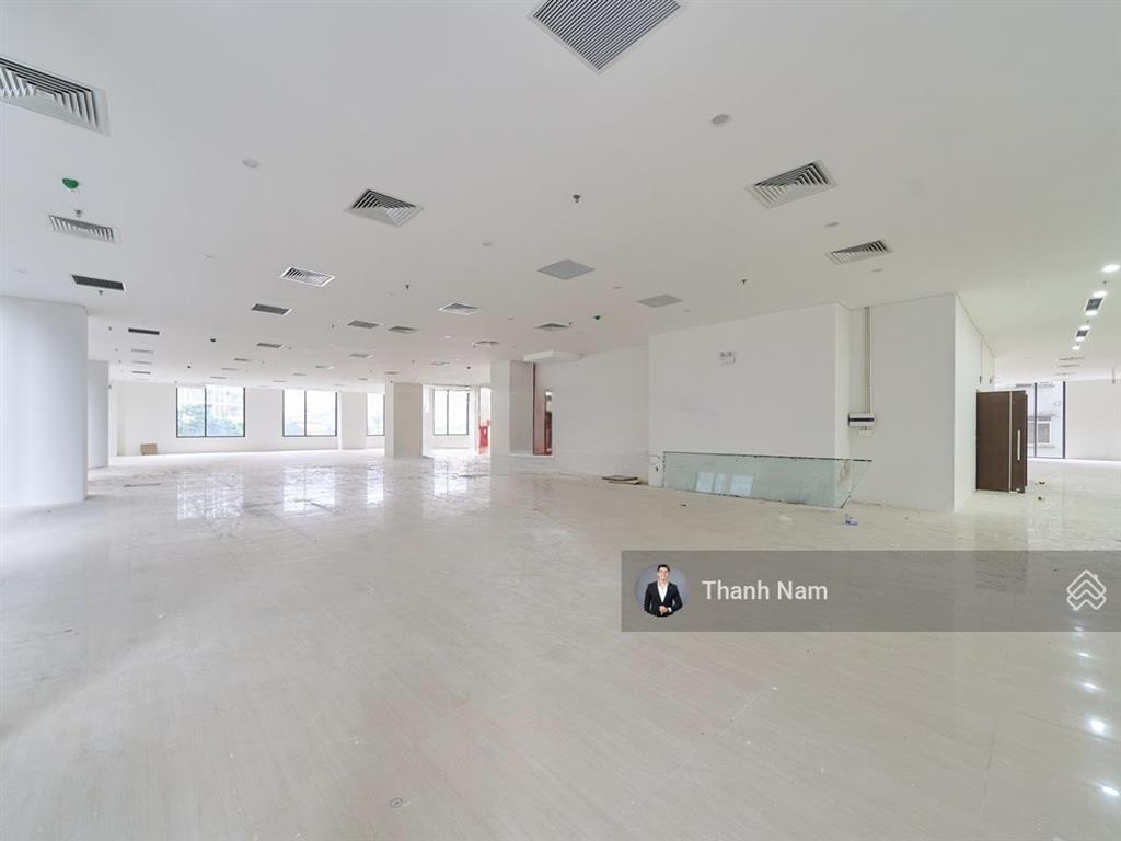 Cđt cho thuê văn phòng hạng a tòa capital elite 18 phạm hùng dt 1980m2 có cắt nhỏ, giá 330.000đ/m2