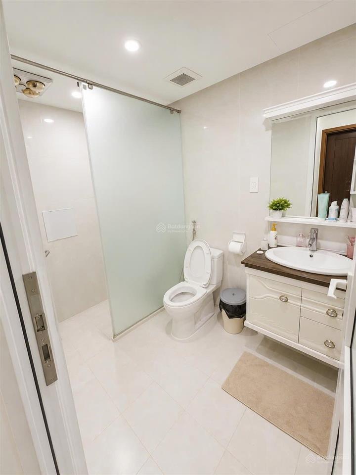 Cho thuê căn 3pn, 106m2, 14 triệu, có slot ô tô tại dự án học viện quốc phòng, quận tây hồ, hà nội