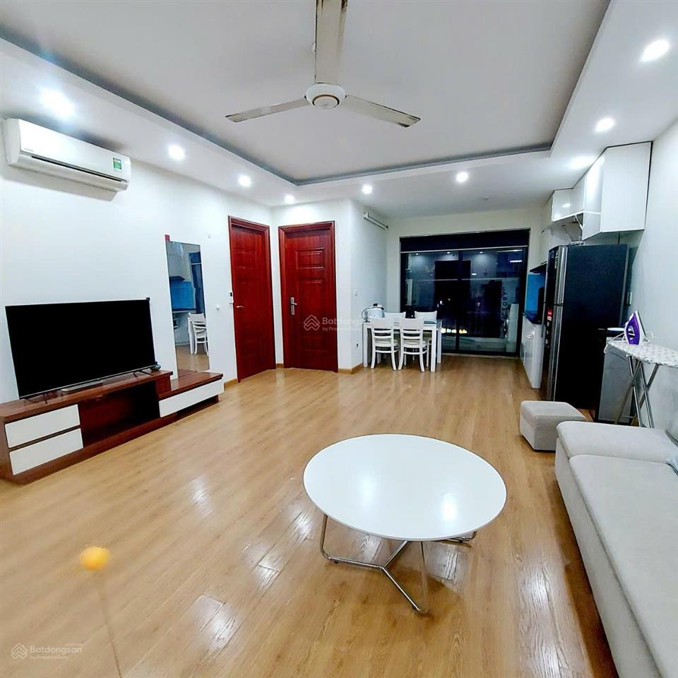 Cho thuê căn hộ 2 phòng ngủ chung cư 219 trung kính, cầu giấy full nội thất, giá 15tr/th