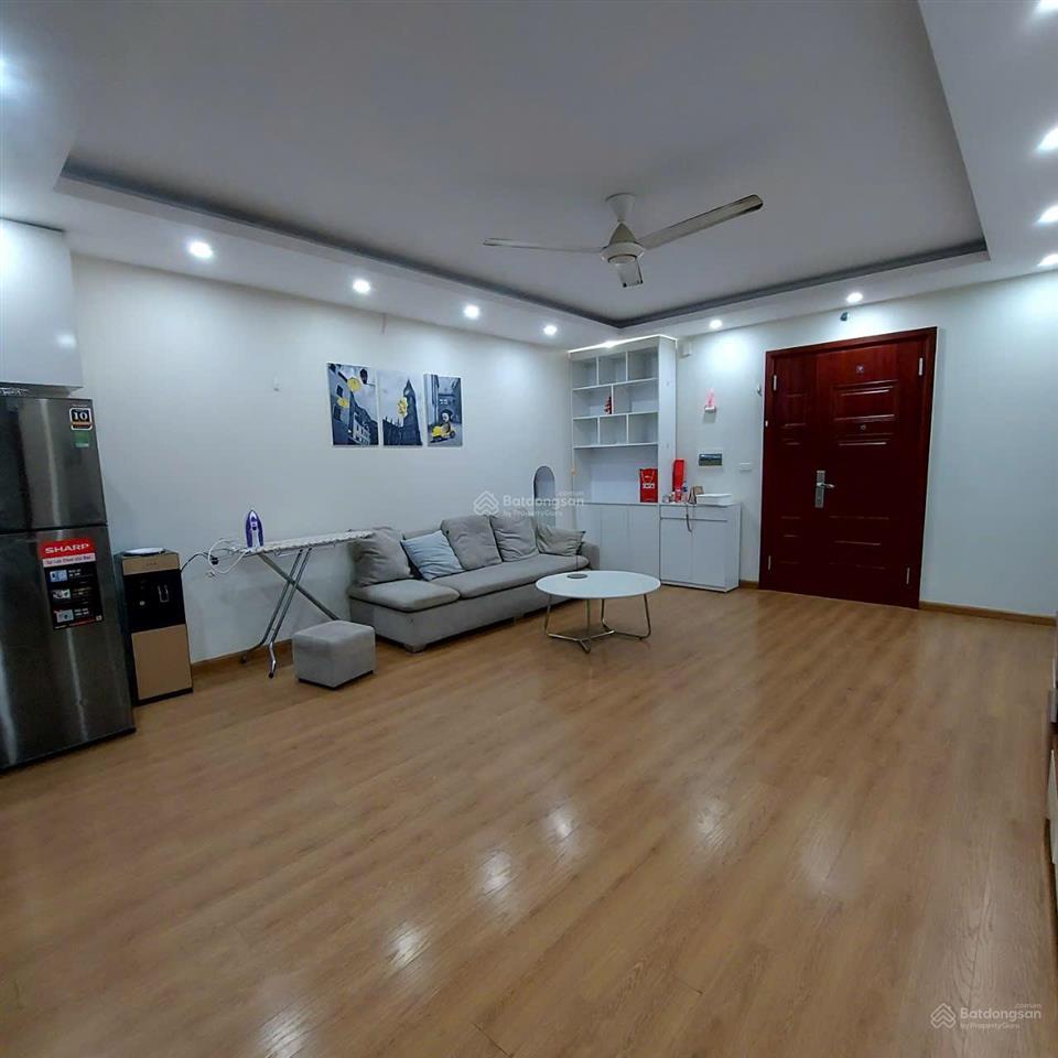 Cho thuê căn hộ 2 phòng ngủ chung cư 219 trung kính, cầu giấy full nội thất, giá 15tr/th
