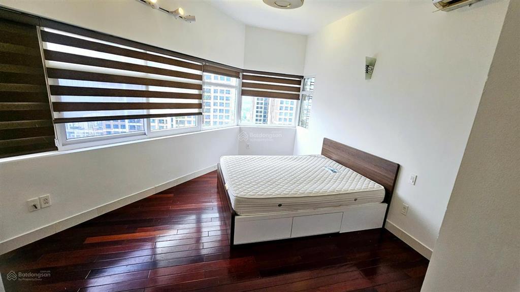 Cho thuê căn hộ 136m² 3pn full nội thất có slot ô tô tại cc học viện quốc phòng, nghĩa đô, hà nội