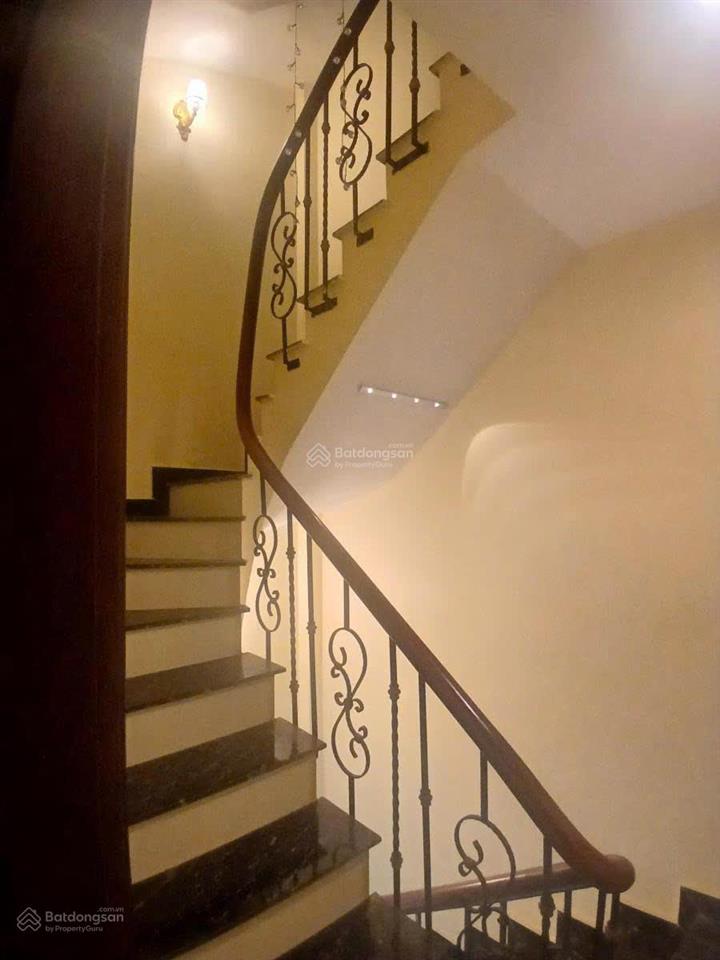 Hiếm! mai dịchnhà đẹp 2 thoángvf3 đỗ cửa50m ra ô tô tránh3 ngủ full nội thất33m2*5 tầng