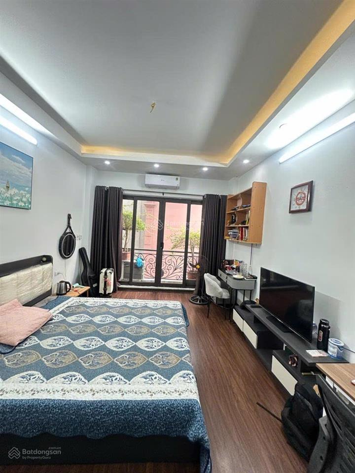 Doãn kế thiệnnhà đẹp ở luôn15m ra oto3 ngủ full đồ35m*5 tầngmặt tiền 4msổ chính chủ vuông vắn