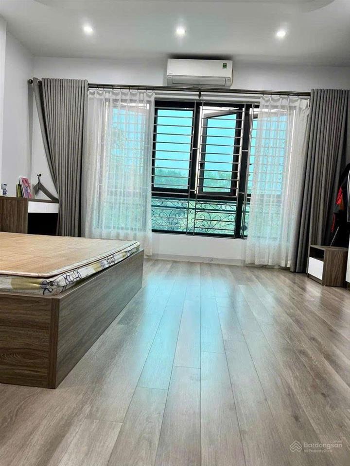 Mai dịchnhà xây mớilô gócngõ ô tô5 ngủ full đồ40m2*5 tầngmặt tiền kinh doanh 6.1m