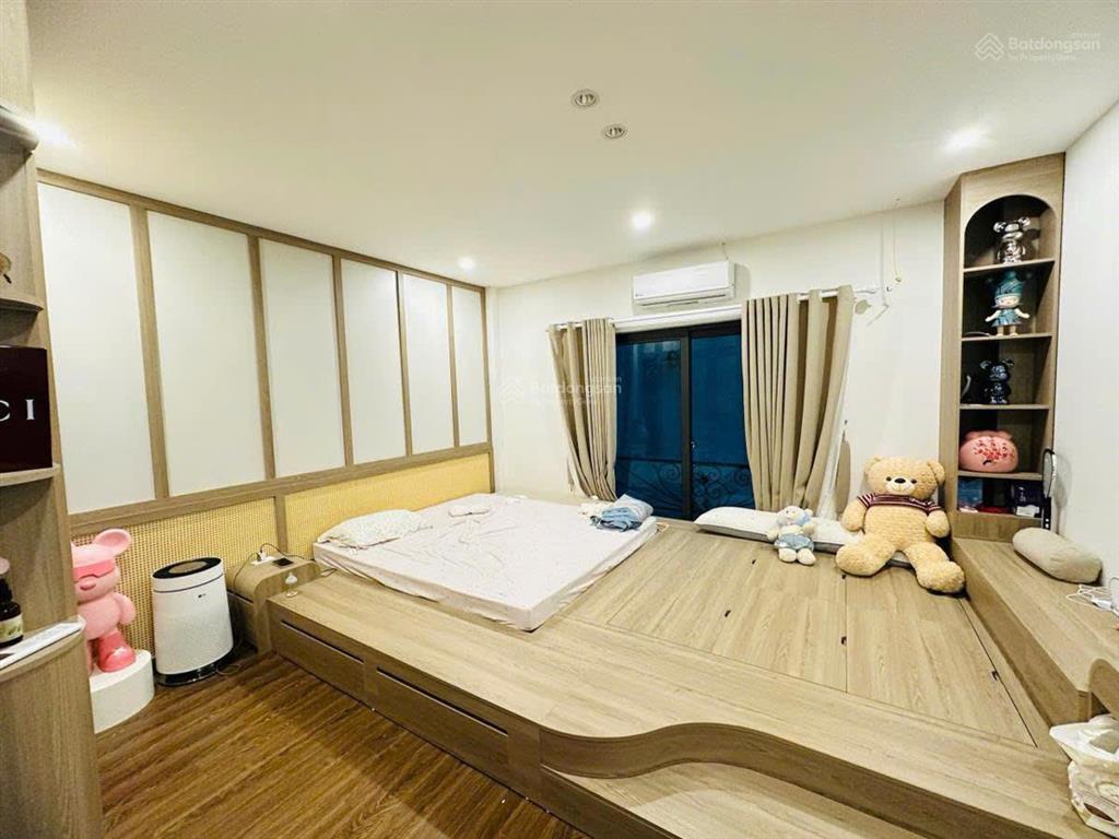 Hồ tùng mậu nhà 2 thoáng nở hậu 10m ô tô tránh 3 ngủ full đồ 40m2*5 tầng