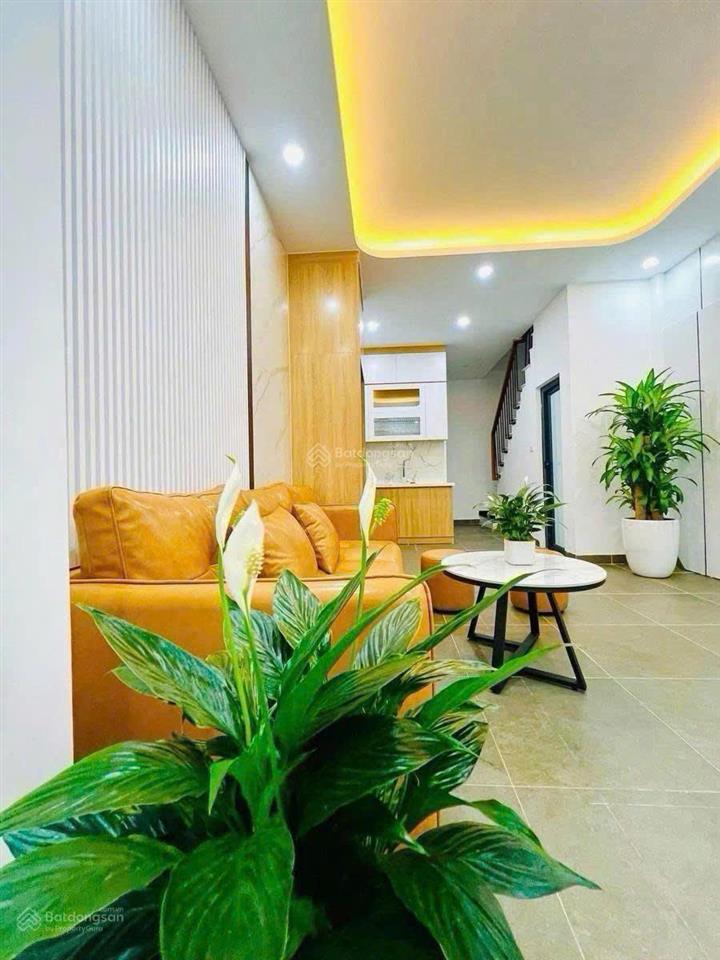 Phú diễn, lô góc, ô tô đỗ cửa, kinh doanh, 20m ra phố, 40m*6 tầng, thang máy, mặt tiền 3.8m