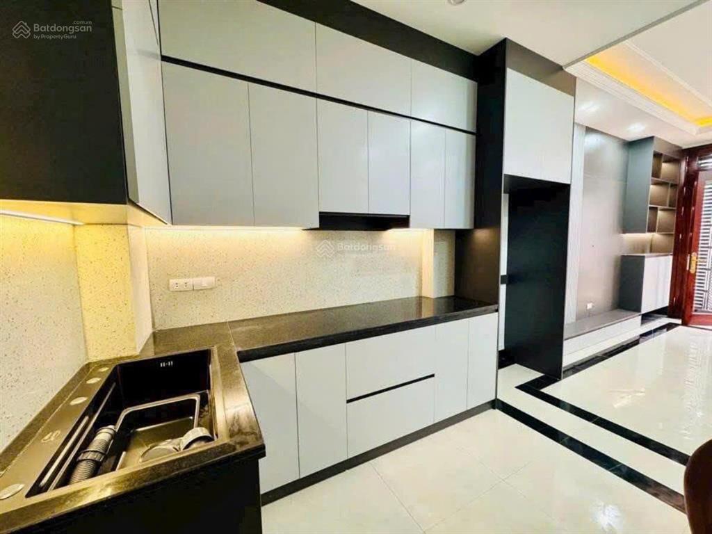 Phú diễn, nhà mới tinh, vào ở ngay, 15m ra ô tô, 30m2*5 tầng, mặt tiền 3.4m