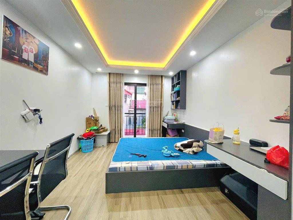 Phú diễn, nhà mới tinh, vào ở ngay, 15m ra ô tô, 30m2*5 tầng, mặt tiền 3.4m