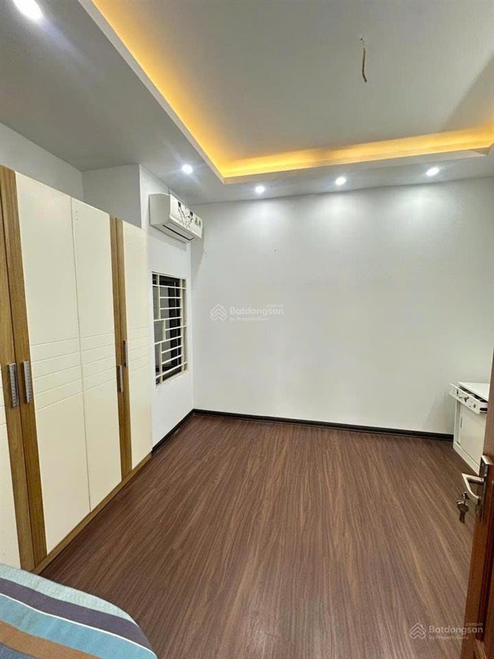 Phú diễn, lô góc, ô tô đỗ cửa, kinh doanh, 20m ra phố, 40m2*6 tầng, thang máy, mặt tiền 3.8m