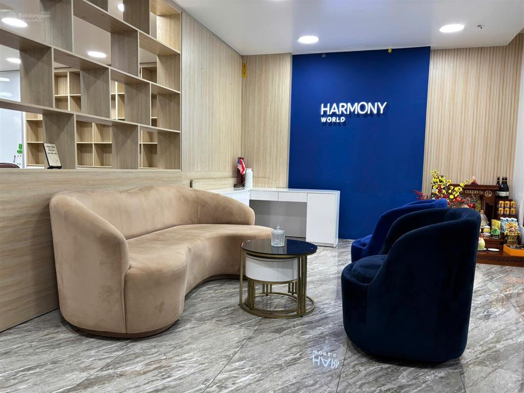 Bán tòa nhà căn góc hơn 700m2 vạn phúc city, tp. thủ đức