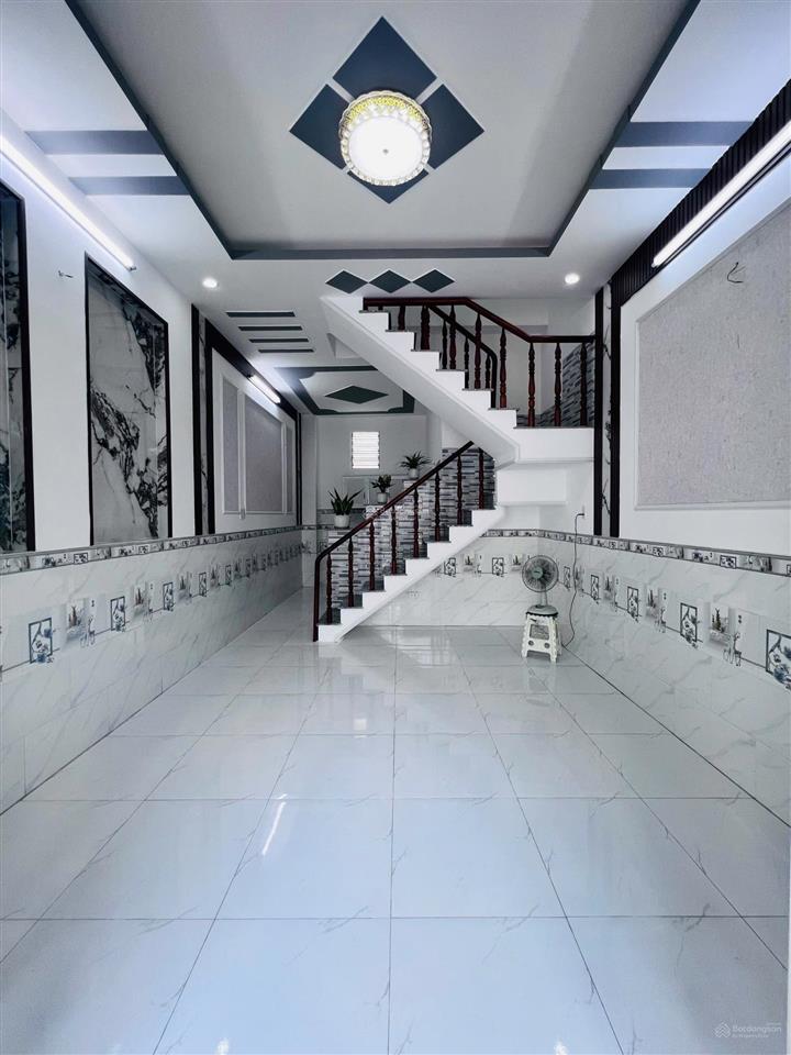 Bán nhà ngộp 40m2 chính chủ gửi lại tại đường nguyễn văn quá/ tỉnh lộ 9 mỹ hạnh