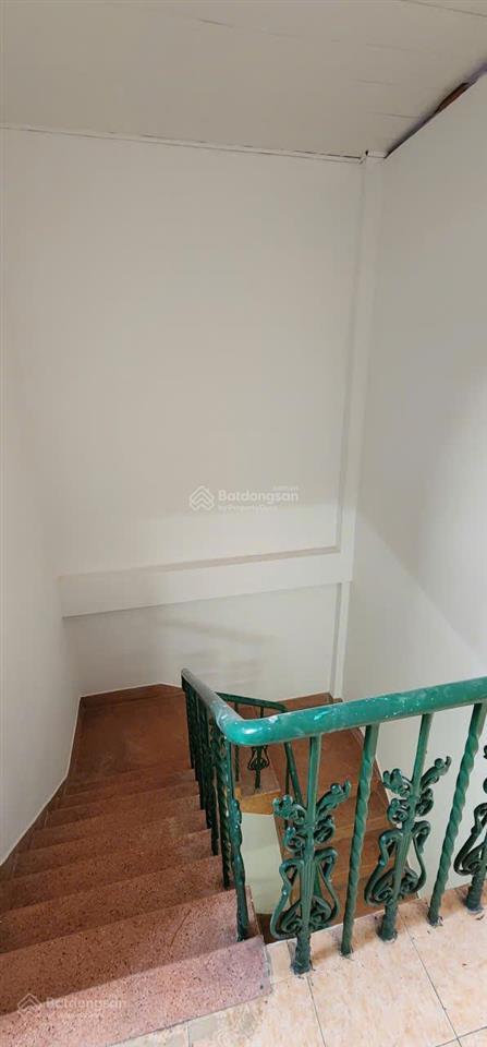 Chính chủ bán nhà đẹp, thoáng mát, gần nhiều tiện ích, giá tốt