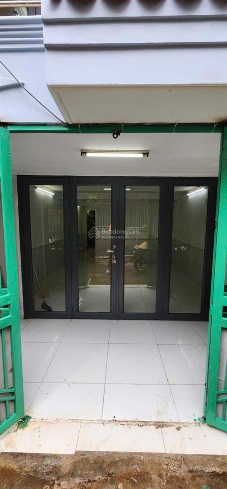 Chính chủ bán nhà đẹp, thoáng mát, gần nhiều tiện ích, giá tốt