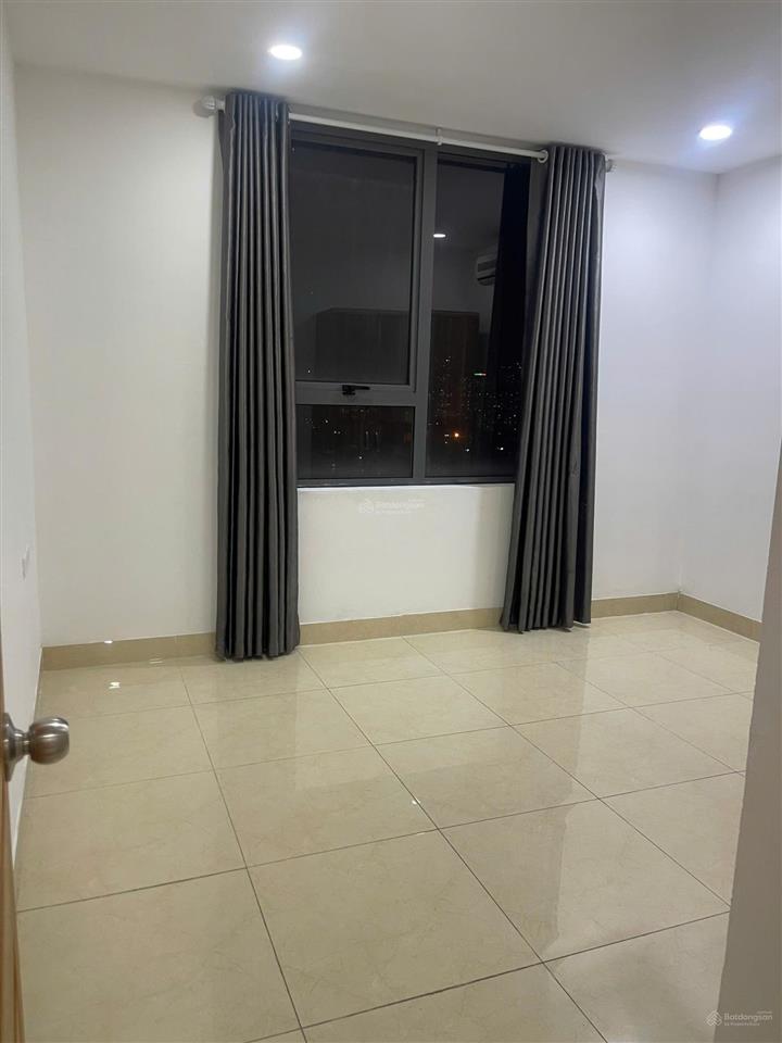 Cho thuê chung cư 282 nguyễn huy tưởng, 70m, 2 pn đồ cơ bản 10 triệu