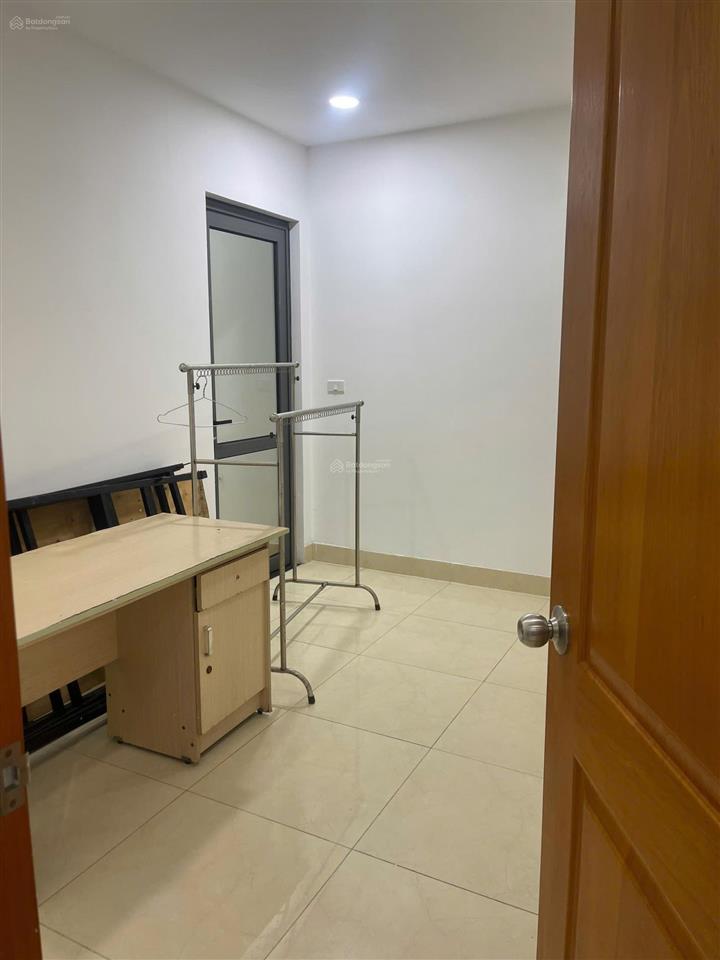Cho thuê chung cư 282 nguyễn huy tưởng, 70m, 2 pn đồ cơ bản 10 triệu