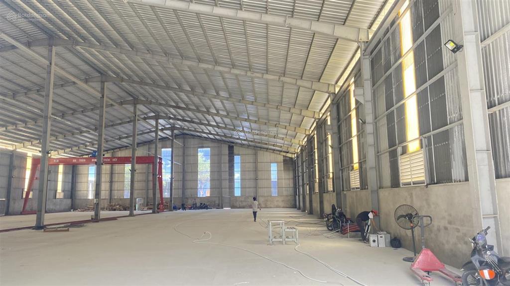 Trống sẵn kho xưởng 1000m2 trong kcn hoà khánh đà nẫng. giá thuê rẻ