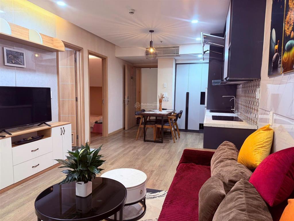 Chính chủ cho thuê căn hộ fhome 2 phòng ngủ  full nội thất