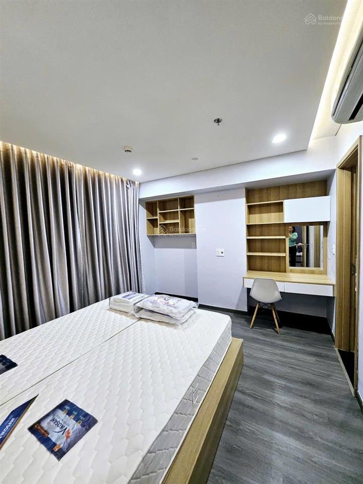 Trống sẵn căn hộ chung cư fhome 2pn, full nội thất tủ lạnh, ti vi, giường, máy giặt, tủ quần áo...