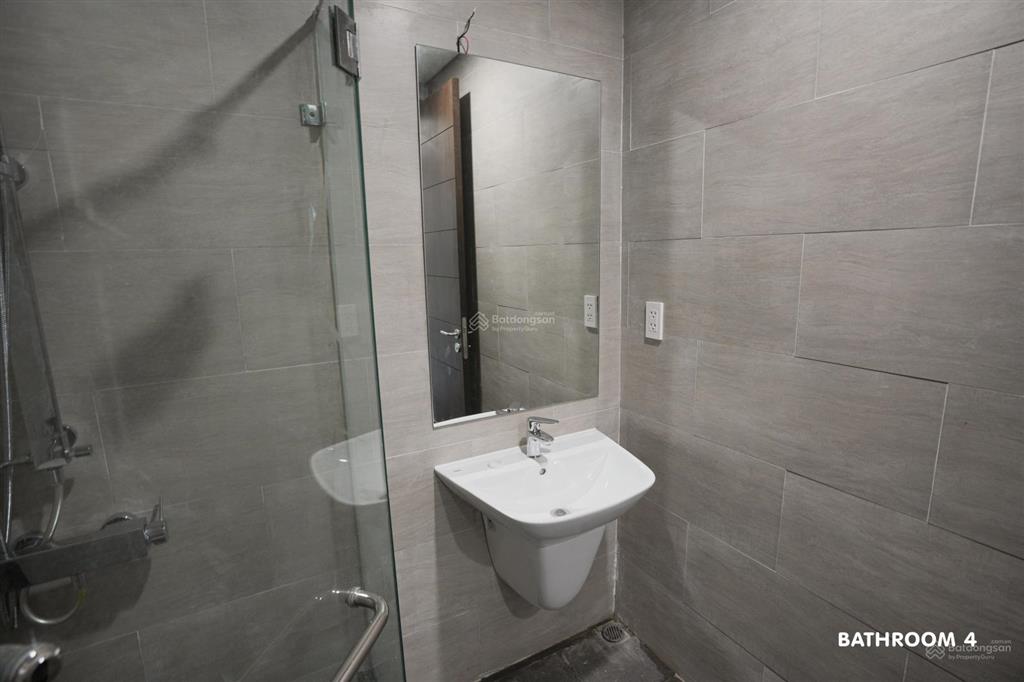 Trống sẵn căn 4pn fhome a  zendiamond. 290m2. full nội thất xịn sò. view sông hàn thơ mộng