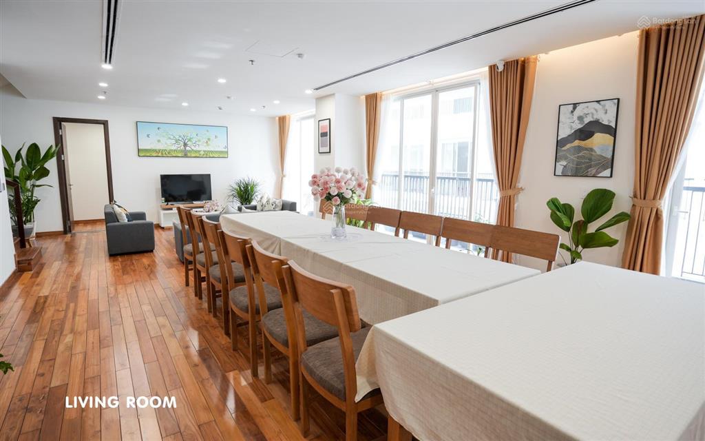 Trống sẵn căn 4pn fhome a  zendiamond. 290m2. full nội thất xịn sò. view sông hàn thơ mộng
