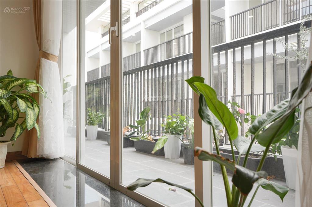 Trống sẵn căn 4pn fhome a  zendiamond. 290m2. full nội thất xịn sò. view sông hàn thơ mộng