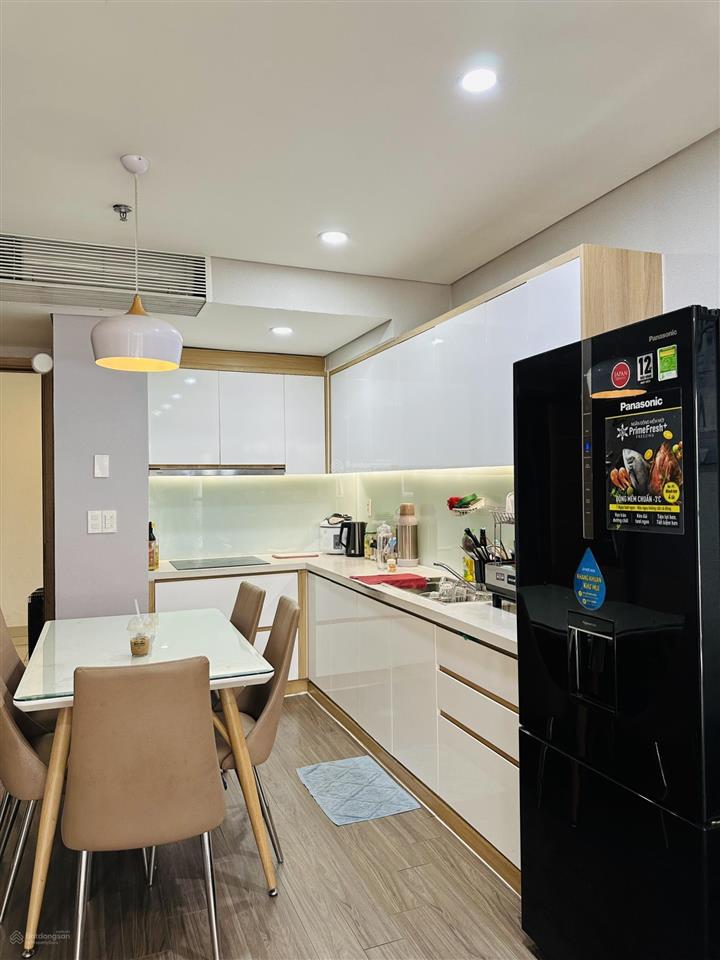 Trống sẵn cho thuê căn hộ f.home. 64m2, 2 phòng ngủ. ngay trung tâm đà nẵng. ra sông hàn 200m