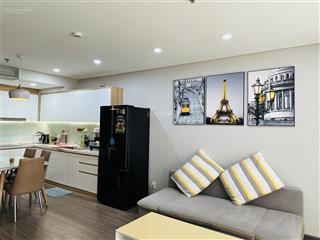 Trống sẵn cho thuê căn hộ fhome. 64m2, 2 phòng ngủ. ngay trung tâm đà nẵng. ra sông hàn 200m