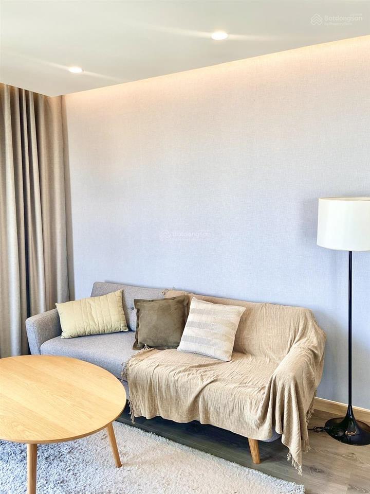 Trống sẵn căn hộ fhome 2pn, 104m2. full nội thất, chỉ xách vali vào ở