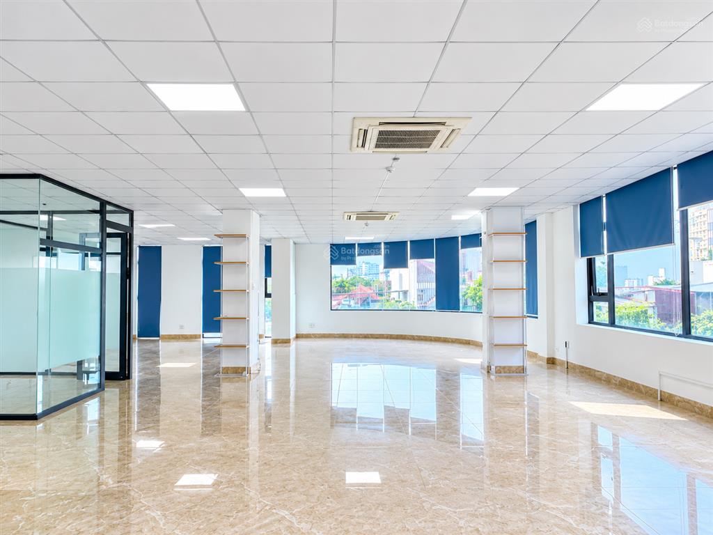 Cho thuê văn phòng đường nguyễn văn linh. 175m2 (gần sân bay đà nẵng). giá rẻ chỉ 25 triệu/tháng