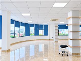 Cho thuê văn phòng đường nguyễn văn linh. 175m2 (gần sân bay đà nẵng). giá rẻ chỉ 25 triệu/tháng