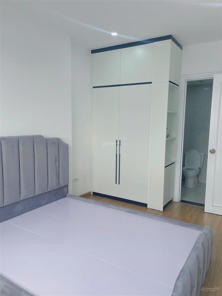 Cho thuê căn hộ 2pn 2wc, diện tích 62m²,full nội thất cao cấp  giá 12 triệu  0906 241 ***