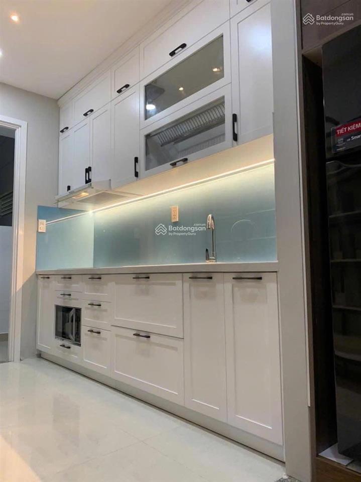 Kẹt tiền cần bán căn hộ saigonres plaza, giá 2tỷ2, 65m2, 2pn, 2wc, bình thạnh.