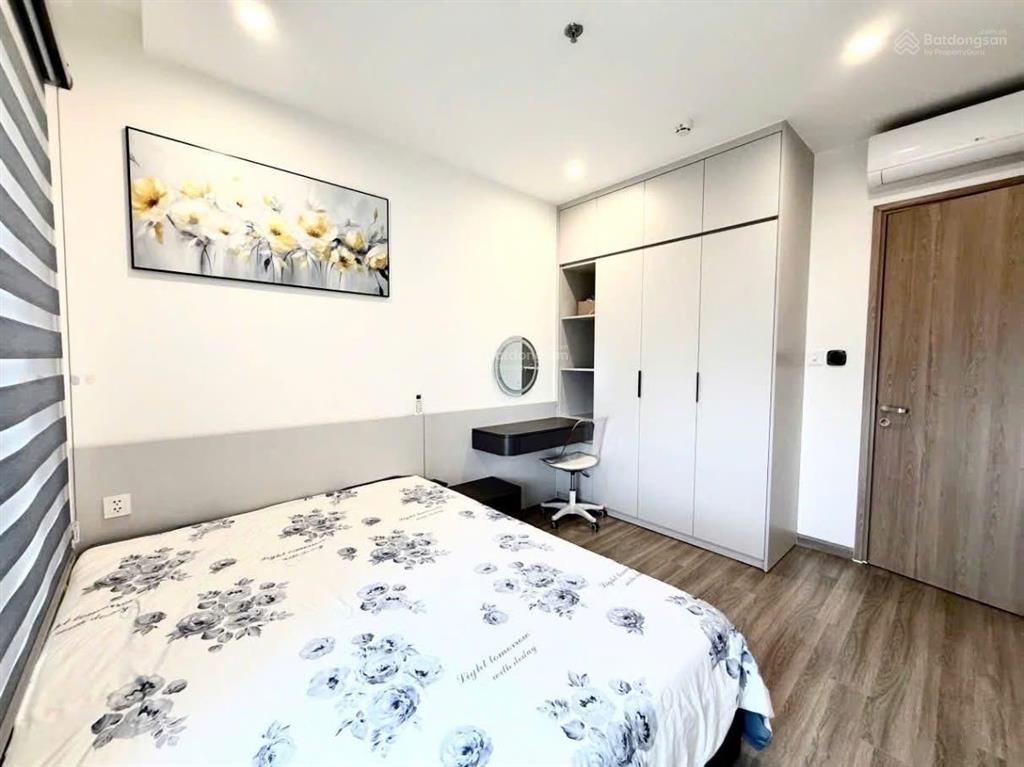 Cần bán nhanh căn hộ mone nam sài gòn, 2tỷ150, 72 m2, 2pn + 2wc. chốt nhanh giảm lộc