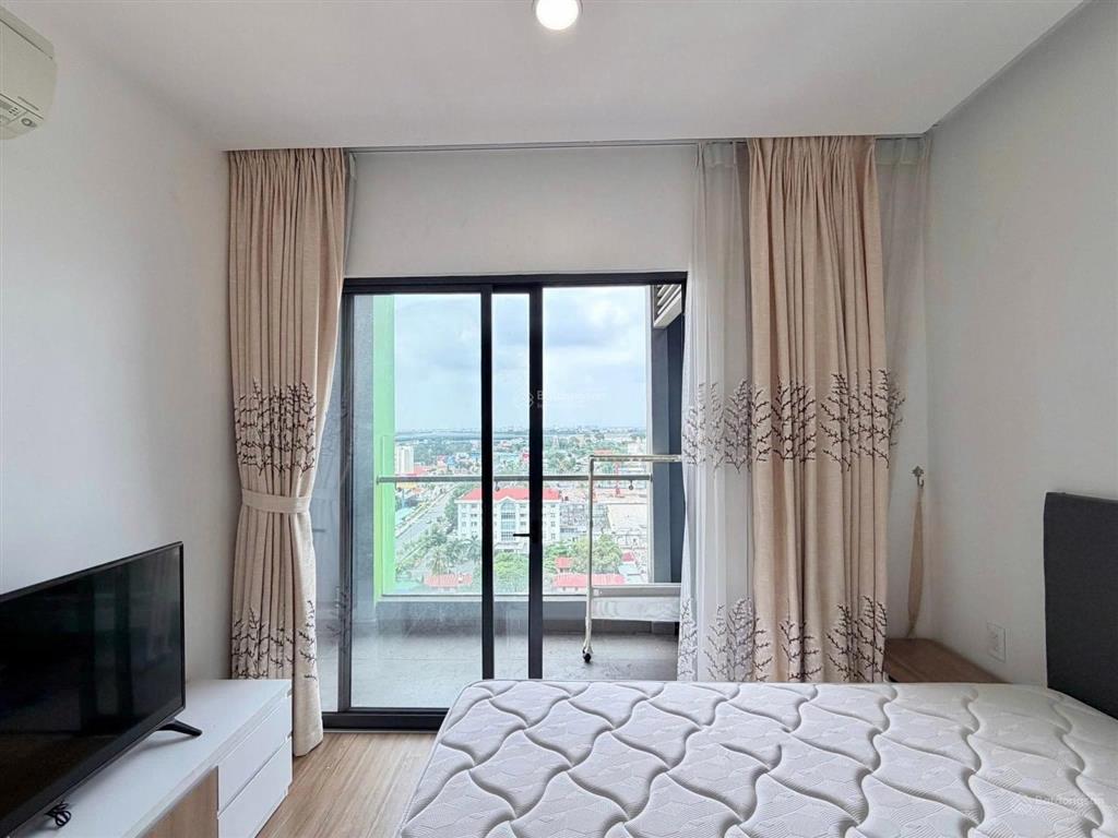 Chủ đi định cư bán căn hộ chung cư tại sky garden i, 1.95tỷ, 71m2 2pn 2wc quận 7