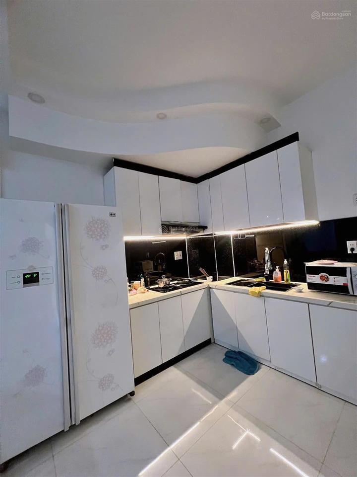 Kẹt cần bán căn hộ the avila, quận 8, giá 1.55 tỷ, 70m2, 2pn