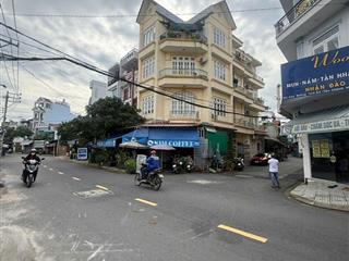 Đang nợ bidv 10.2 tỷ bank định giá 13 tỷ chủ cắt lỗ bán gấp 11 tỷ mặt tiền chợ dòng tiền 45tr/th