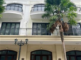 Chỉ bỏ ra nhỉnh 8 tỷ có ngay biệt thự 48m2 hoàn thiện 5 tầng. sẵn về để ở.