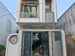 Thanh lý nhà mới xây trung tâm tp bến cát, phường mỹ phước (cũ). diện tích 83m2 chỉ 2ty250 shr.