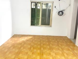 Cho thuê căn hộ khép kín, đường trường chinh