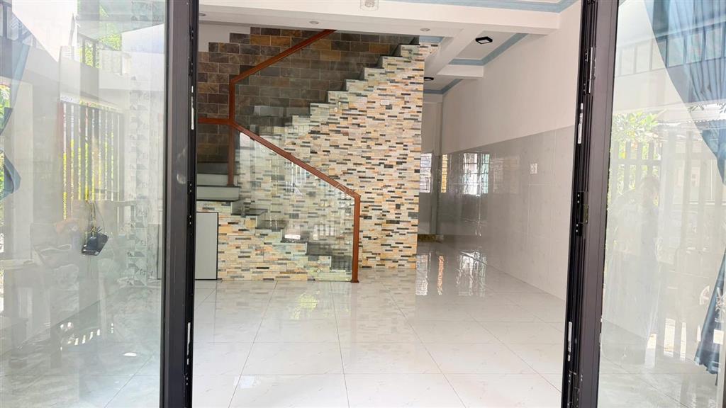 Bán nhà đẹp phong bắc 9 gần sông, mát mẻ quanh năm