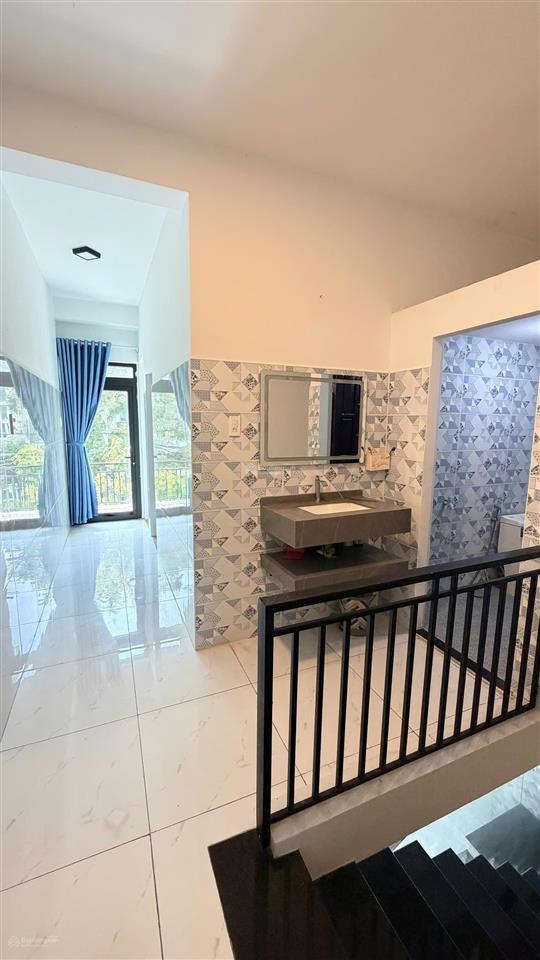 Bán nhà đẹp phong bắc 9 gần sông, mát mẻ quanh năm