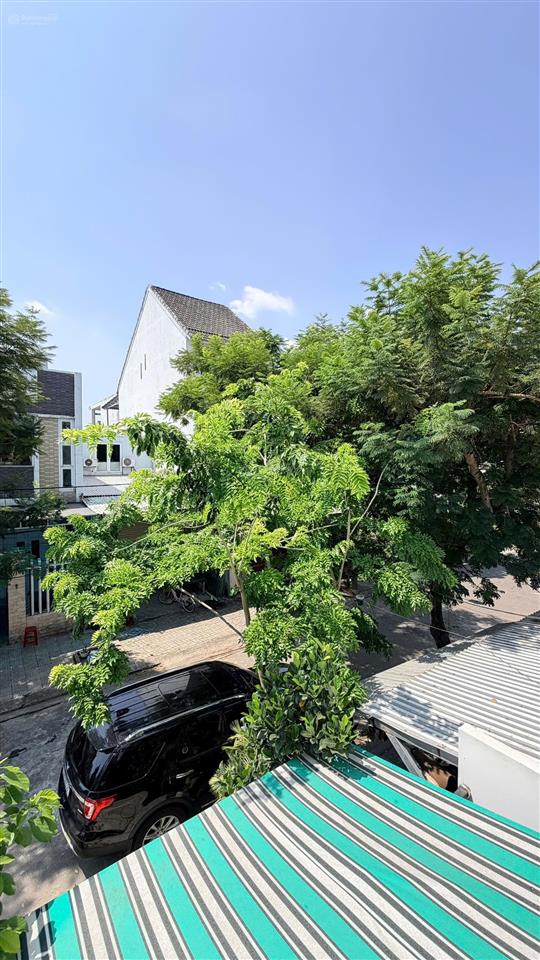 Bán nhà đẹp phong bắc 9 gần sông, mát mẻ quanh năm