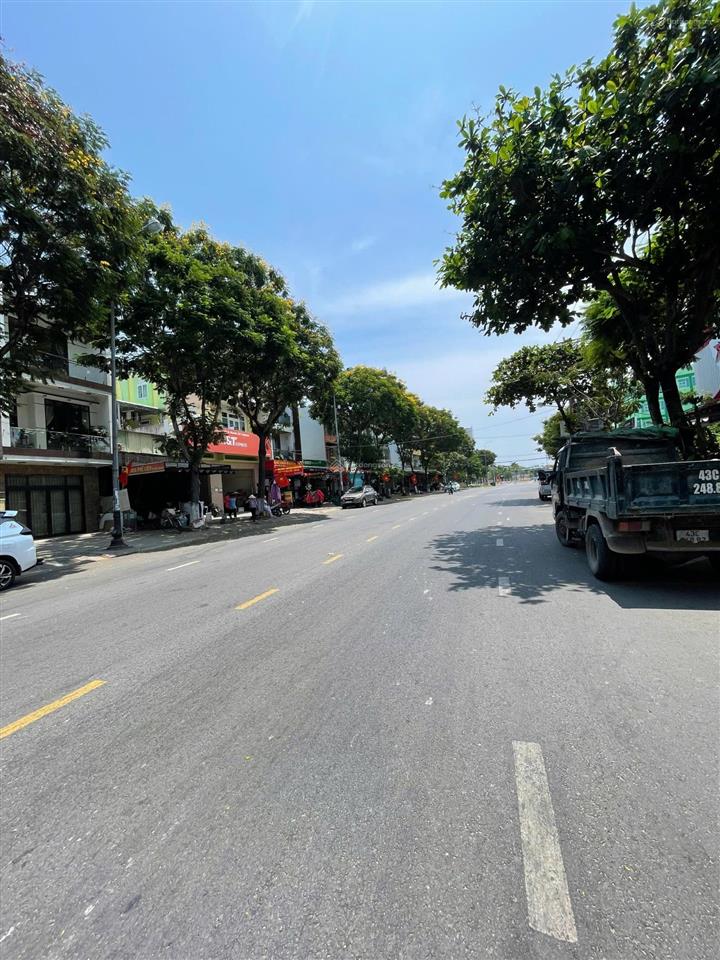 Bán 3 lô liền kề mt trịnh đình thảo. vị trí kinh doanh