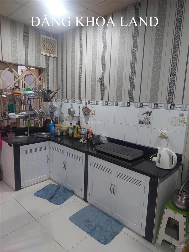 Quá rẻ  nhà 1t1l  hxh gần ngã tư thủ đức  dt 73m2  giá 4,5 tỷ